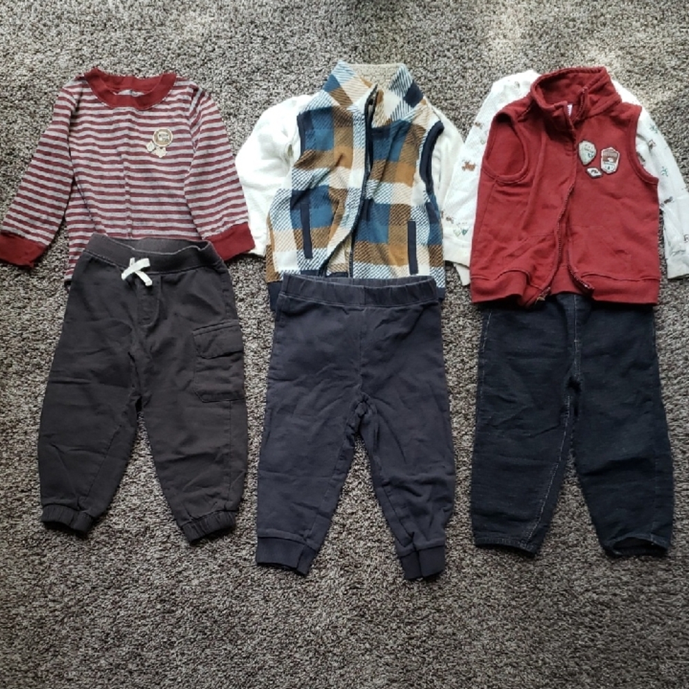 Bundle of 3 Carter's Outfits Fall Winter Bodysuits, Pants, Vests, Size 18 Months